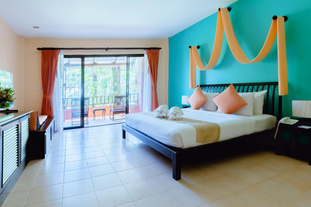 Sudala Beach Resort 3*