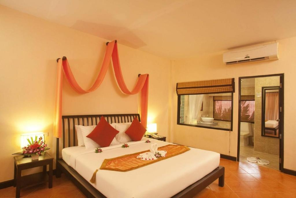Sudala Beach Resort 3*