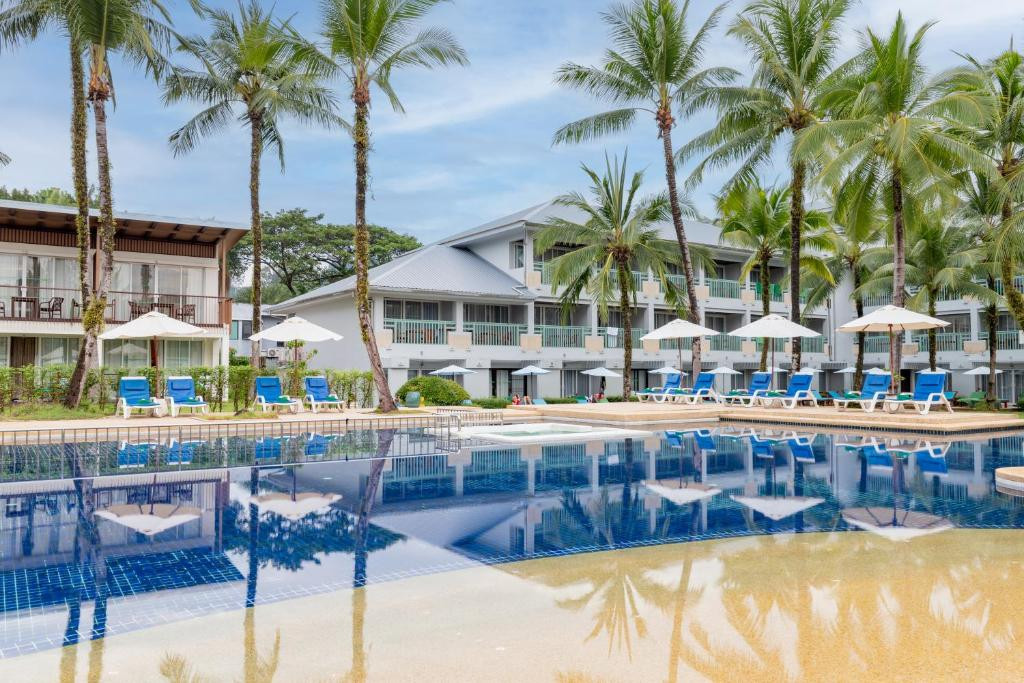 The Briza Beach Resort Khao Lak 4*