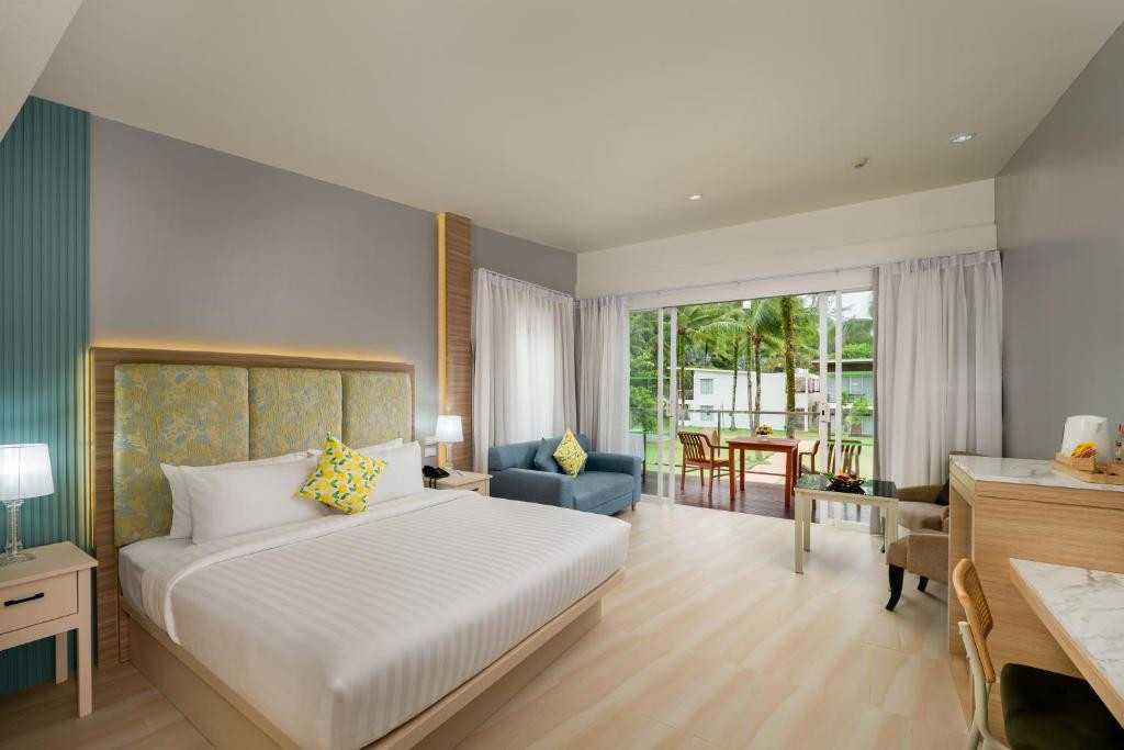 The Briza Beach Resort Khao Lak 4*