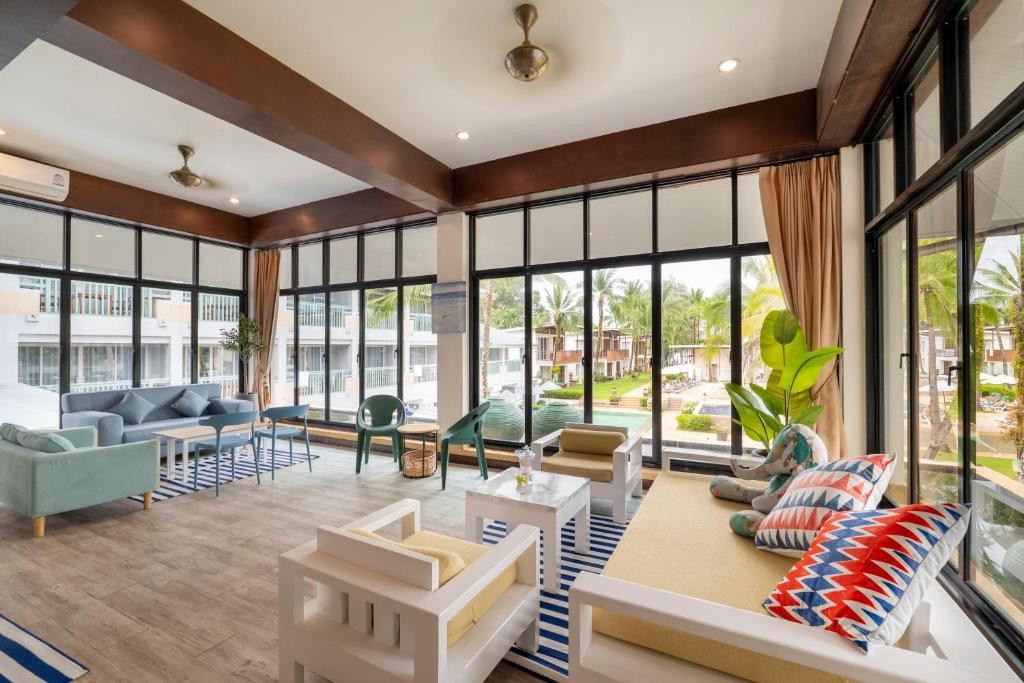 The Briza Beach Resort Khao Lak 4*