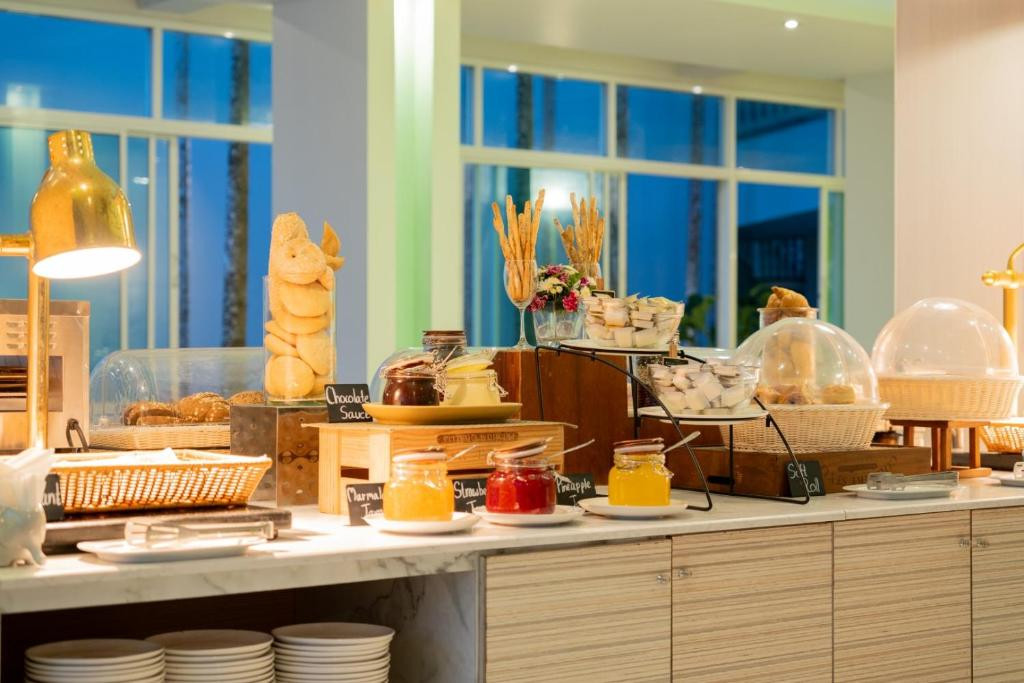 The Briza Beach Resort Khao Lak 4*