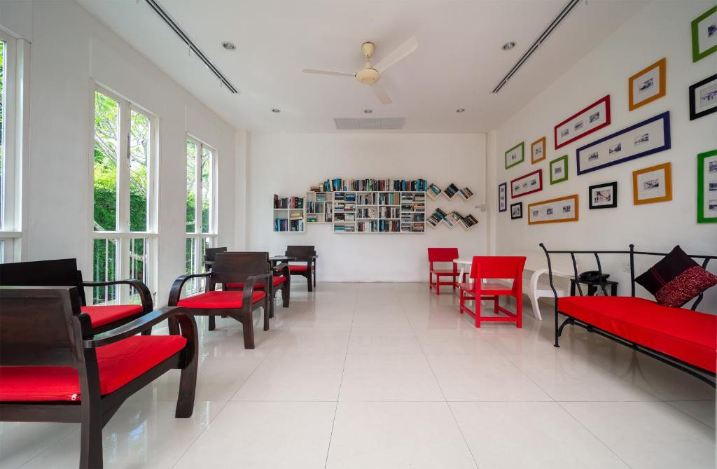 The Old Phuket Karon Beach Resort 4*