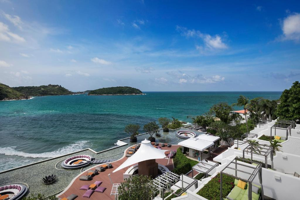 The Nai Harn (Ex. Puravarna The Royal Phuket Yacht Club) 5*