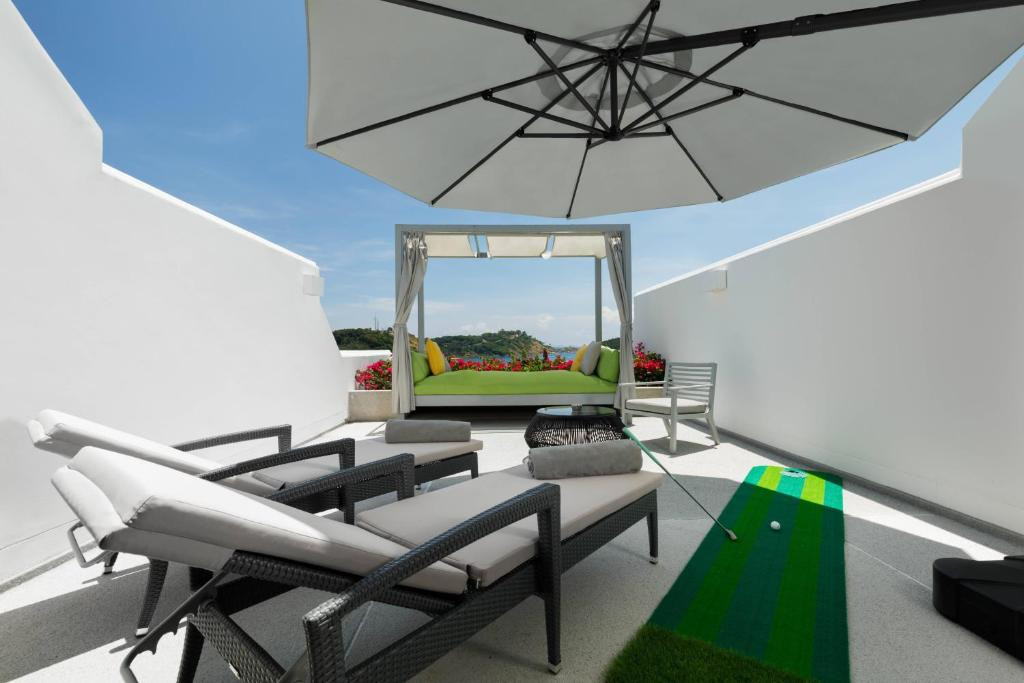The Nai Harn (Ex. Puravarna The Royal Phuket Yacht Club) 5*