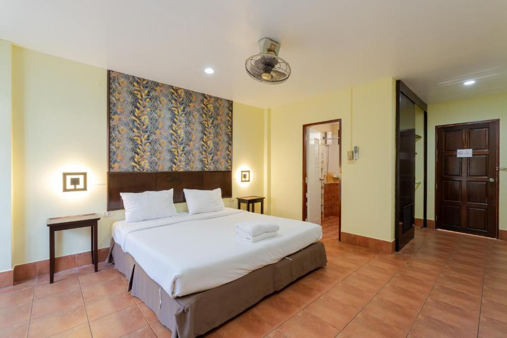 Amarin Residence Patong 3*