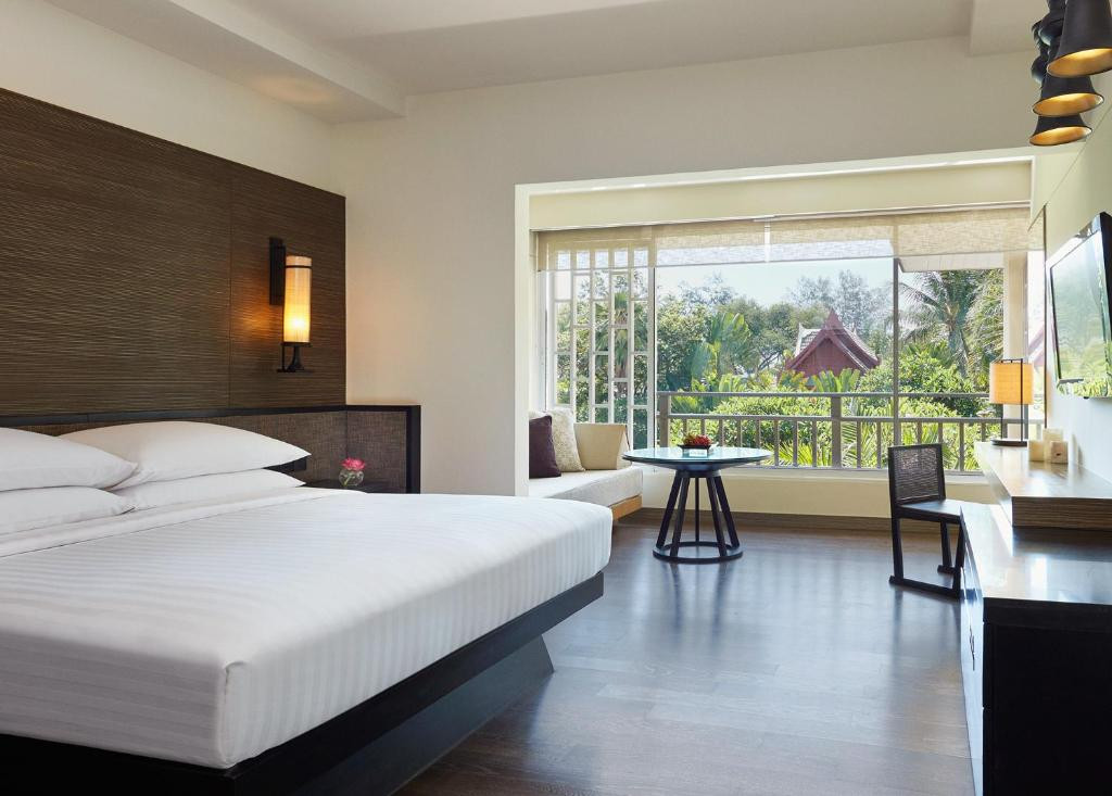 Hyatt Regency Hua Hin 5*