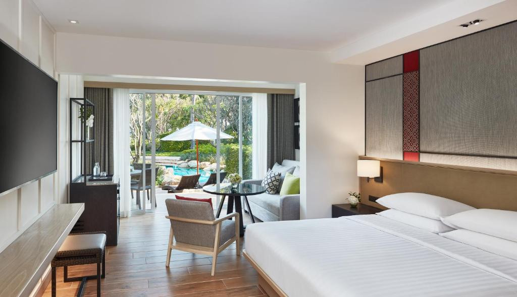 Hyatt Regency Hua Hin 5*