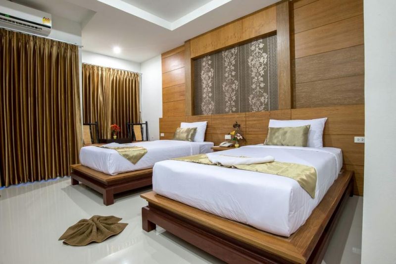 Asia Express Hotel 3*