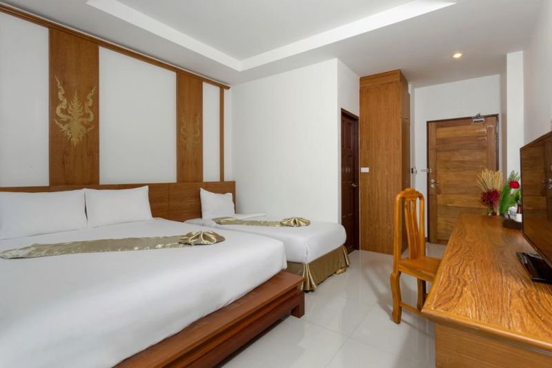 Asia Express Hotel 3*