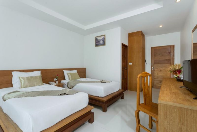 Asia Express Hotel 3*
