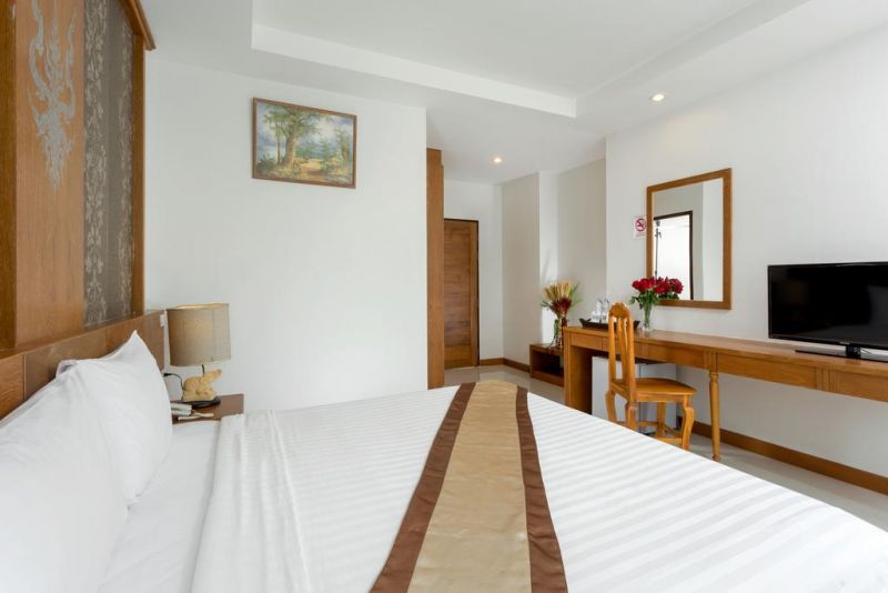 Asia Express Hotel 3*