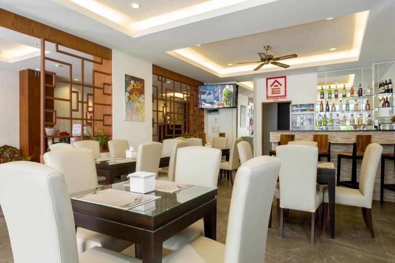 Asia Express Hotel 3*