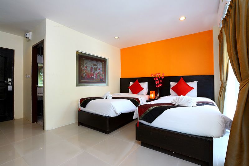 At Home Boutique 2*