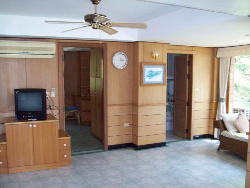 Aunchaleena Beach Front Resort 3*