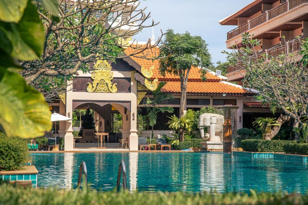 Avalon Beach Resort 4*
