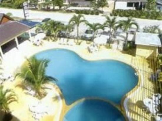 Beach House Samui 3*