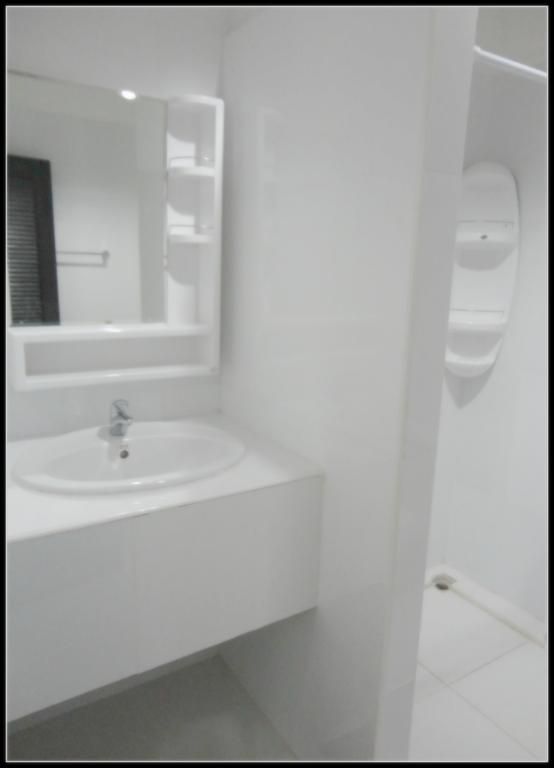 Boomerang Inn 3*