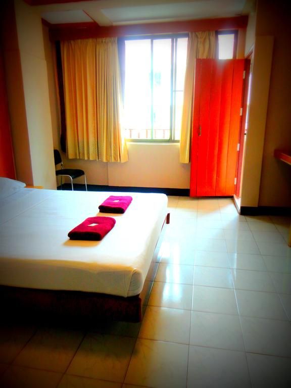 Boomerang Inn 3*