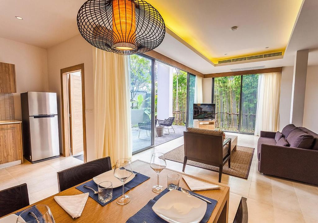 Casabay Luxury Pool Villas 5*
