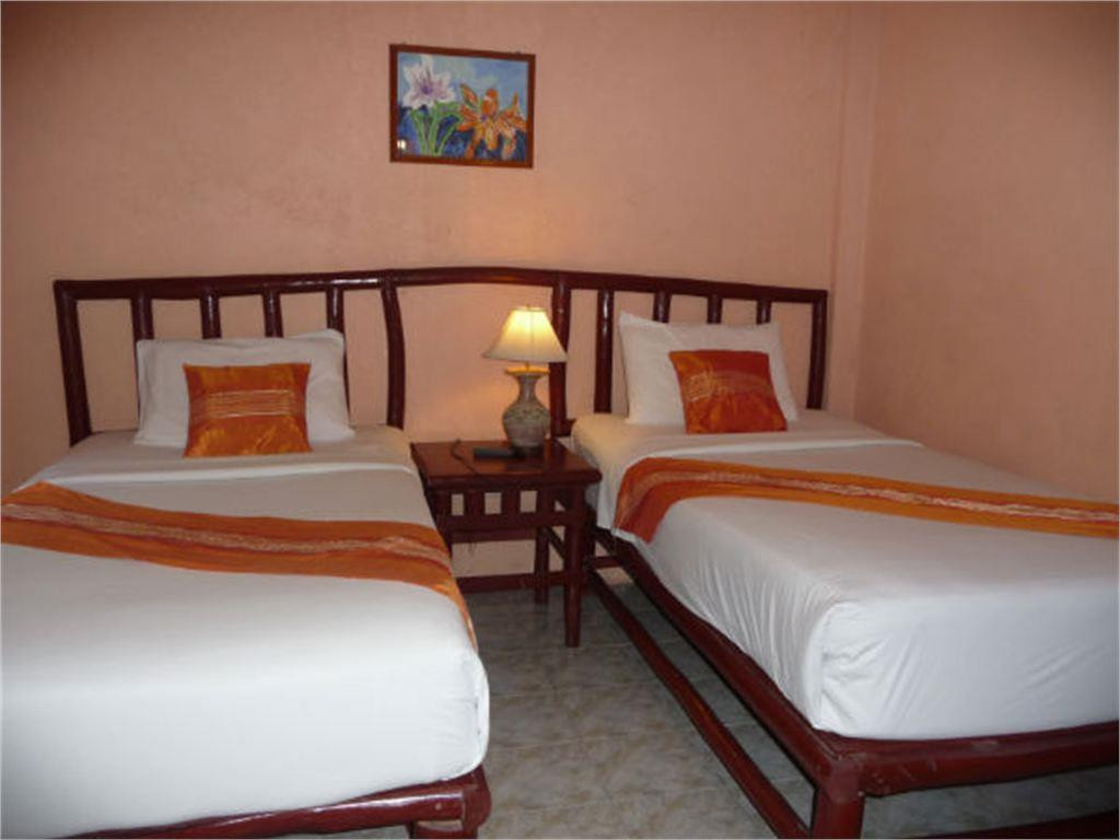 Chaweng Chalet 3*