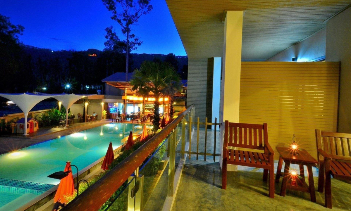 Chaweng Noi Pool Villa 4*
