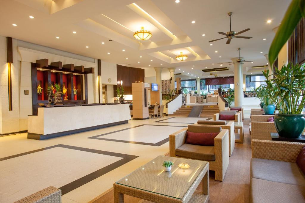 Deevana Patong Resort & Spa 3*