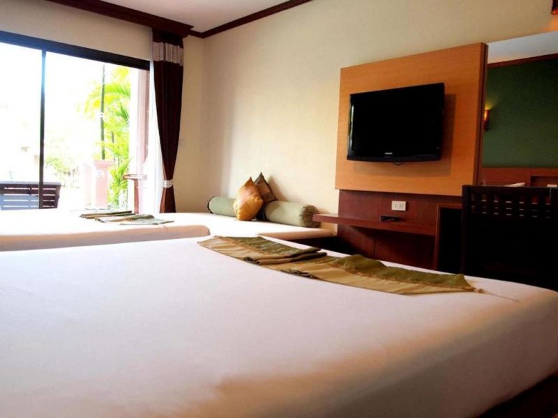 Fanari Khao Lak Resort 4*