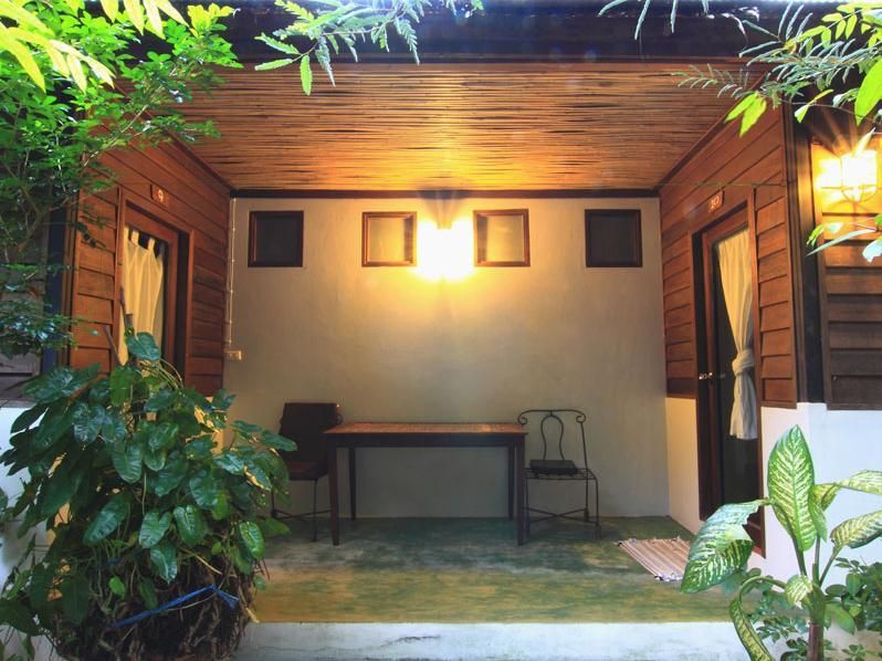 Free House Bungalow 2*