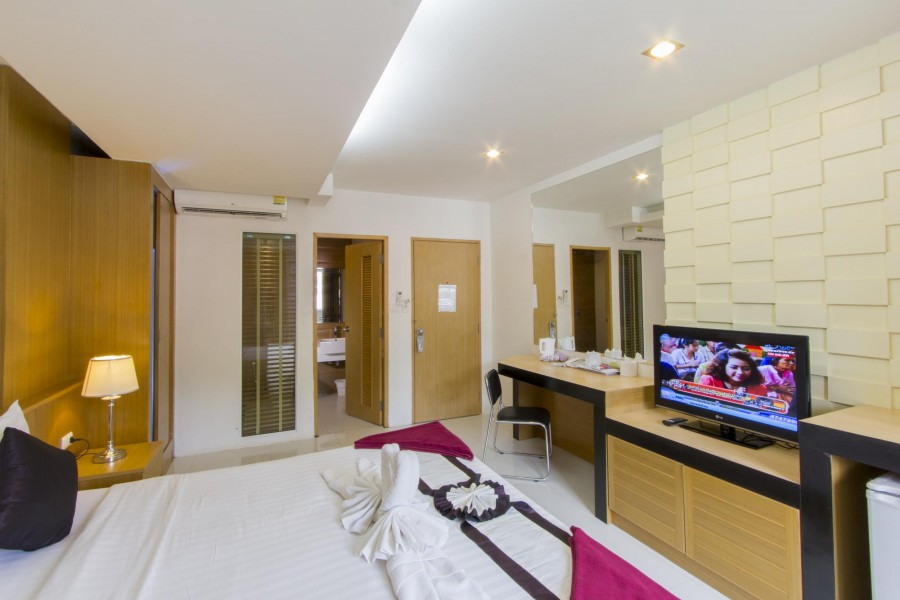 Hallo Patong 3*