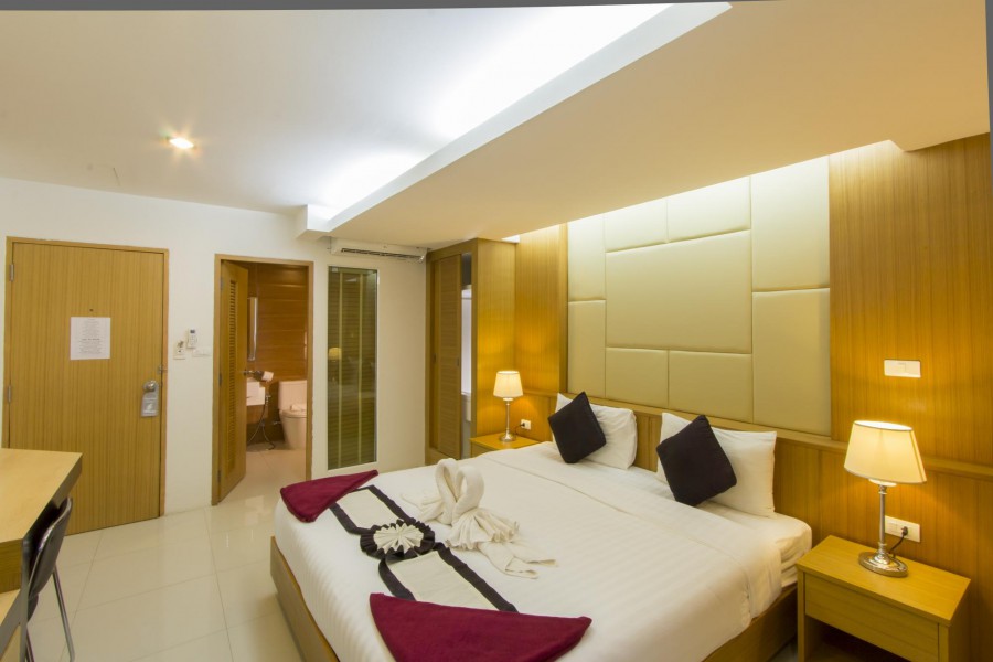 Hallo Patong 3*