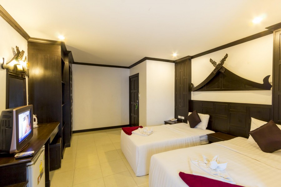 Hallo Patong 3*