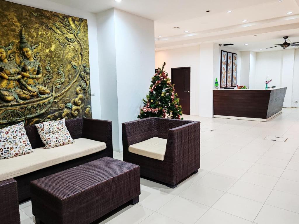 Harmony Patong Hotel 3*