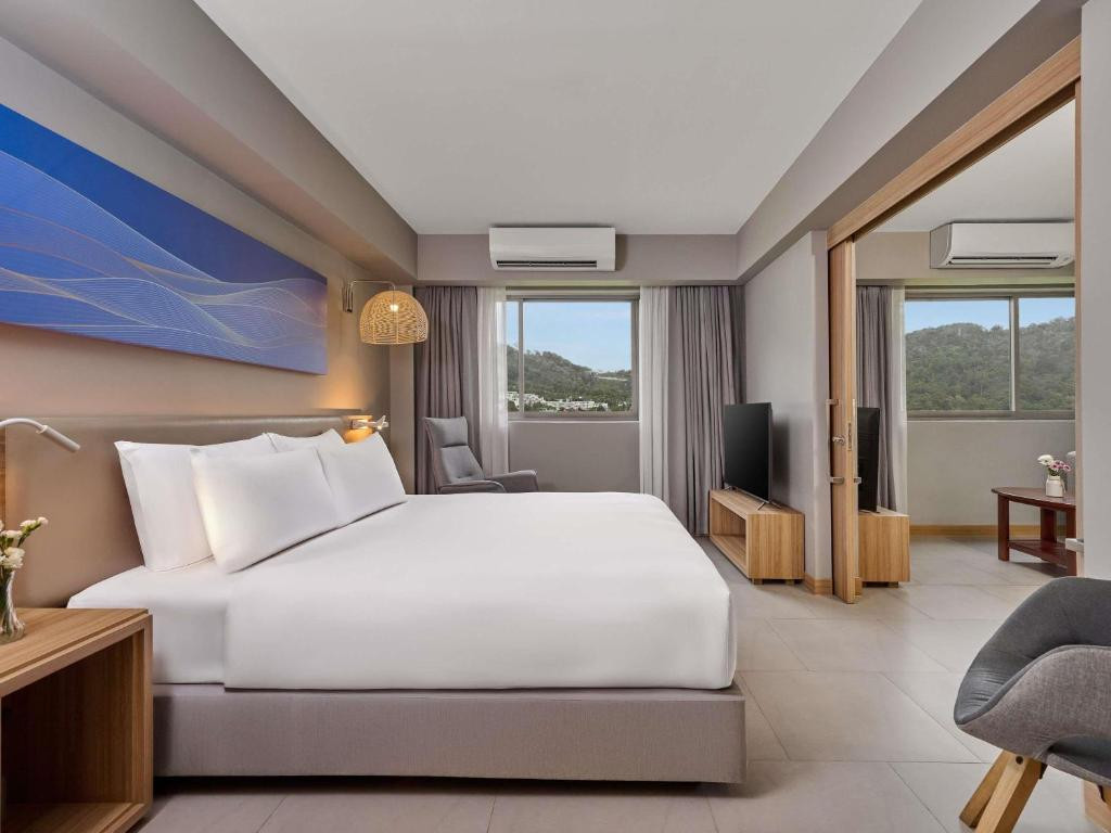 Mercure Phuket Patong Journeyhub (Ex. Journeyhub Phuket Patong) 4*
