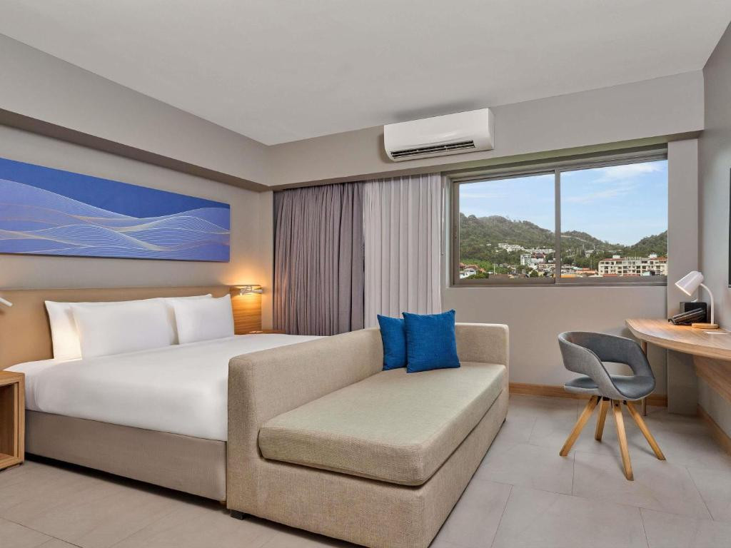 Mercure Phuket Patong Journeyhub (Ex. Journeyhub Phuket Patong) 4*