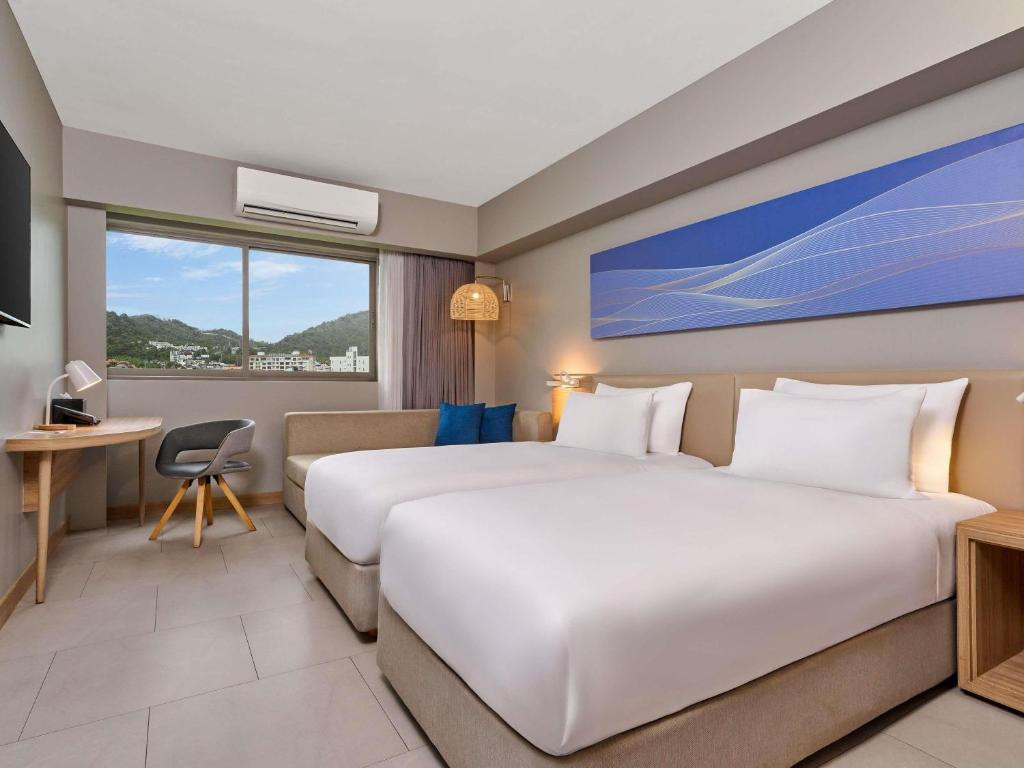 Mercure Phuket Patong Journeyhub (Ex. Journeyhub Phuket Patong) 4*
