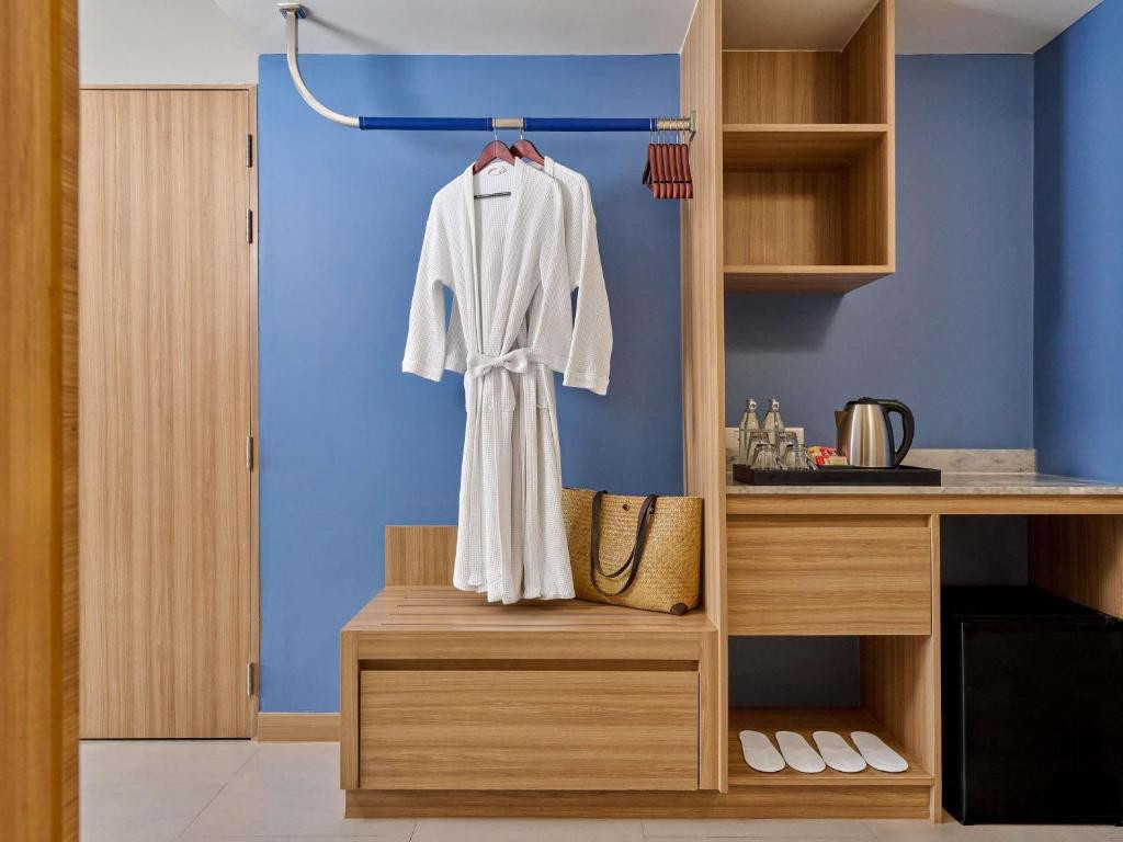 Mercure Phuket Patong Journeyhub (Ex. Journeyhub Phuket Patong) 4*