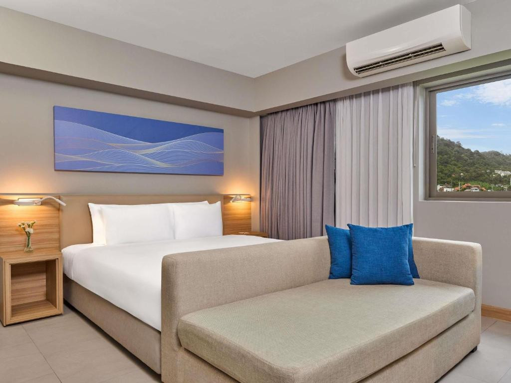 Mercure Phuket Patong Journeyhub (Ex. Journeyhub Phuket Patong) 4*