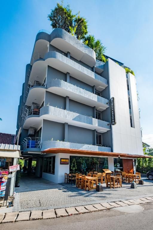 Kamala Resotel 4*