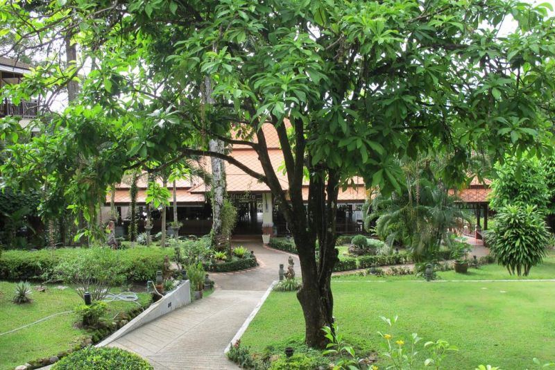 Khaolak Bay Front Resort 4*