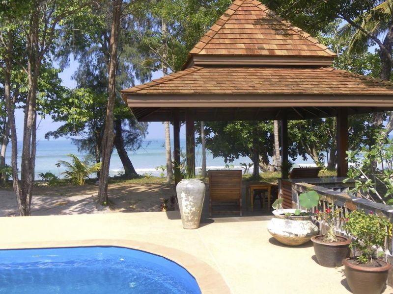 Koh Jum Beach Villas 5*