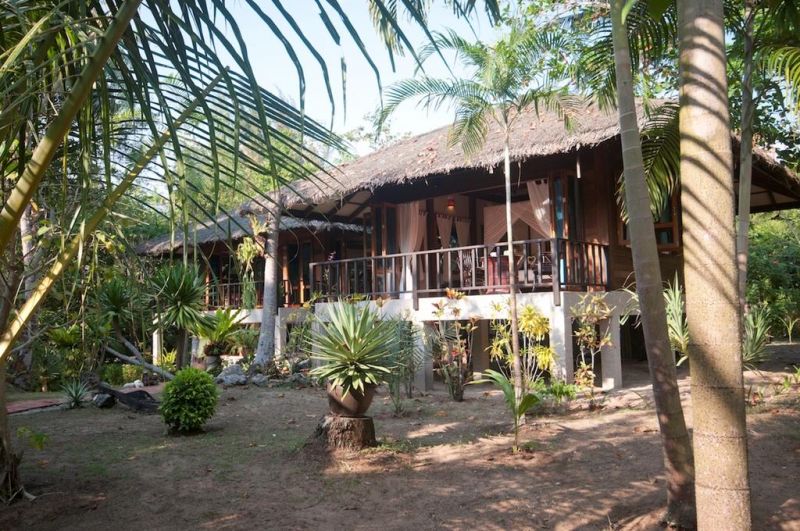 Koh Jum Beach Villas 5*