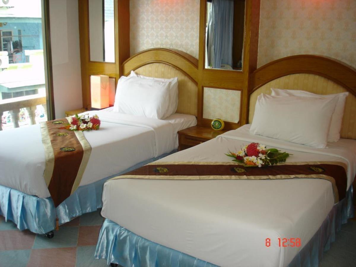 Lamai Hotel 2*