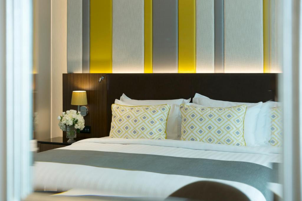 Lancaster Bangkok 5*