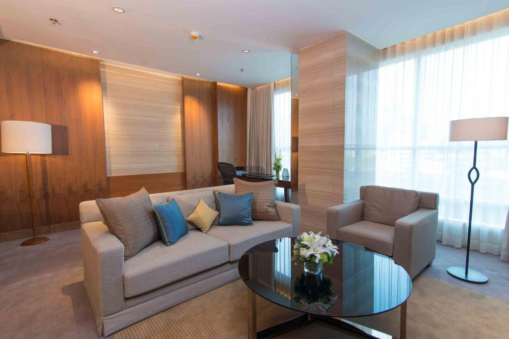 Lancaster Bangkok 5*