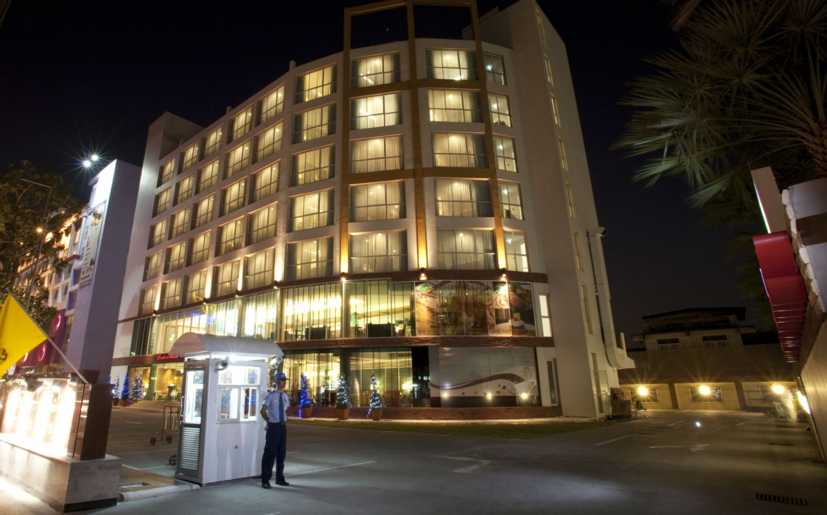 Lantana Resort 3*