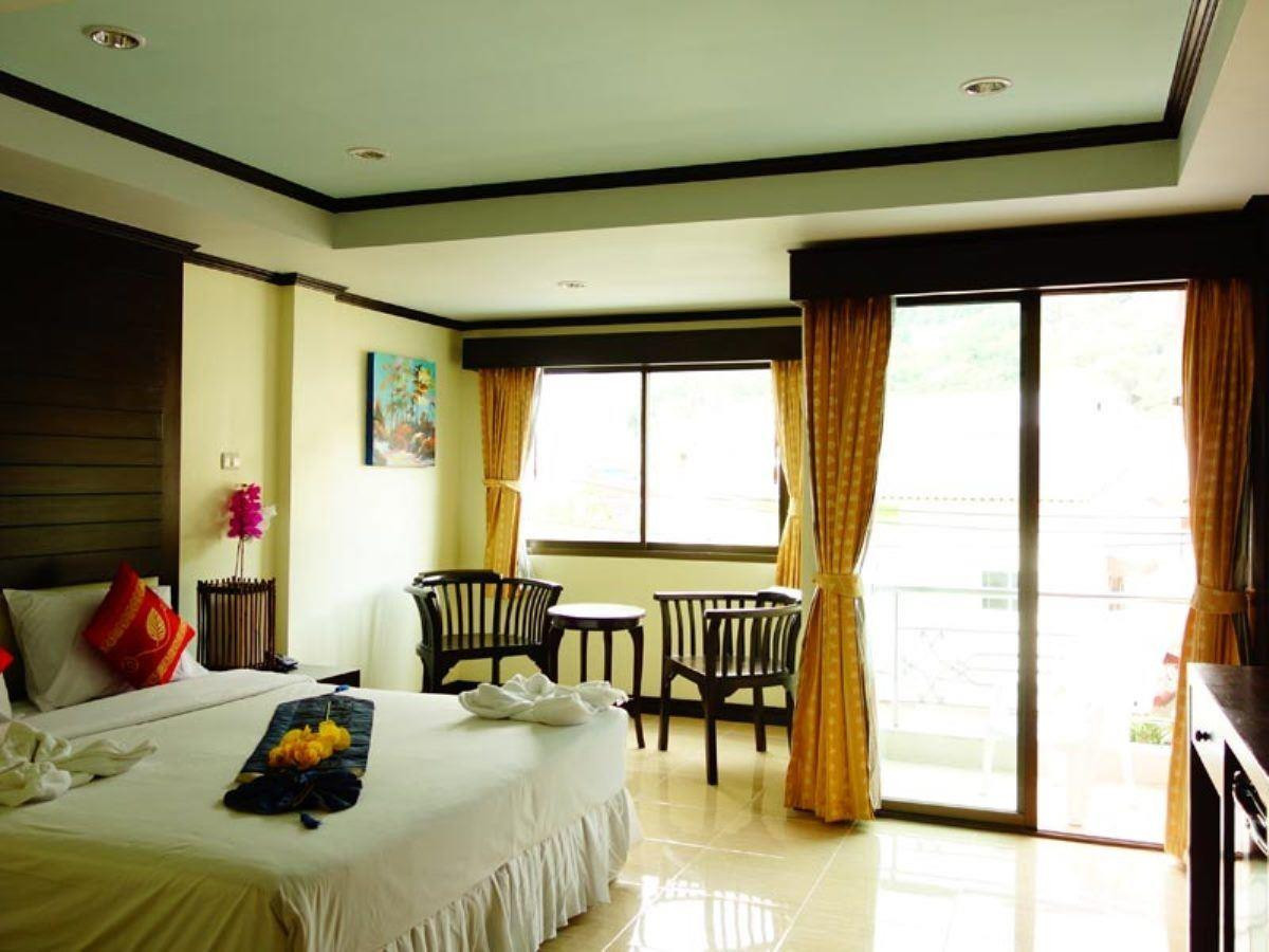 Lucky Residence 3*