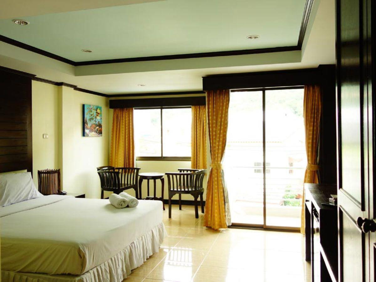 Lucky Residence 3*