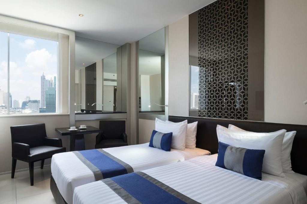 Mandarin Hotel Managed By Centre Point 4*