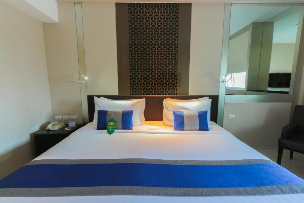 Mandarin Hotel Managed By Centre Point 4*